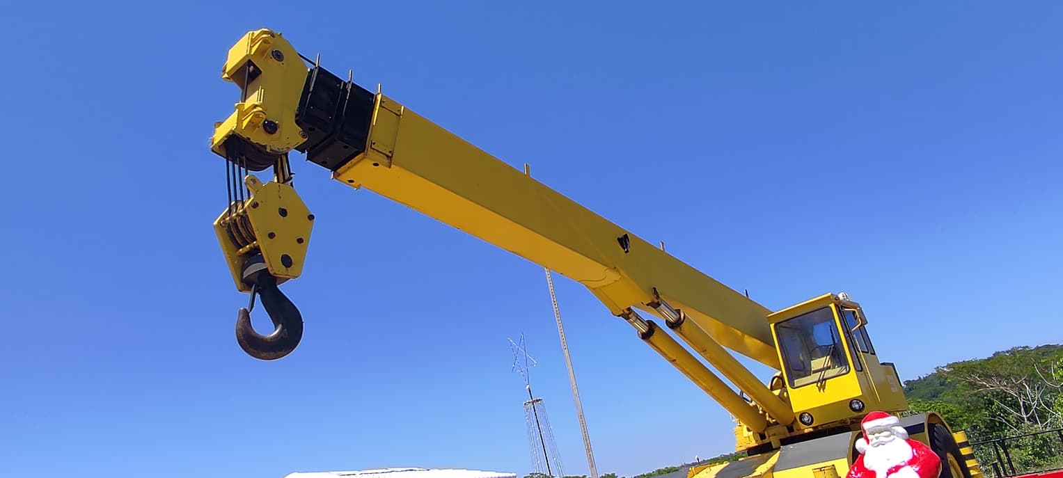 Telehandlers: Understanding the Hydraulics Behind Them - Texas Hydrostatics